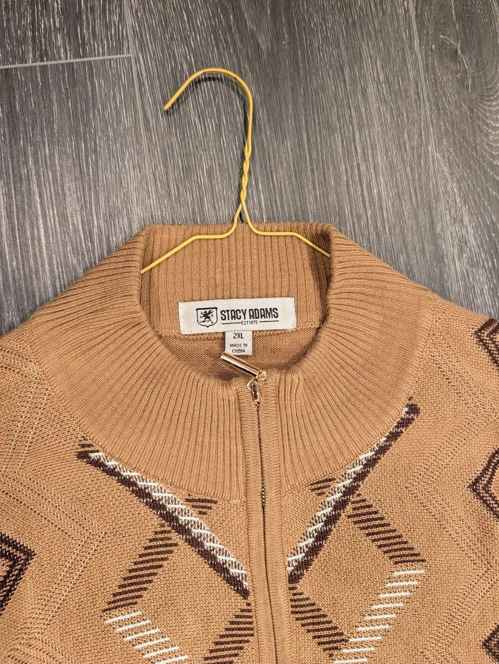 Stacy Adams Tan Crewneck Sweater with Diamond Knit Pattern